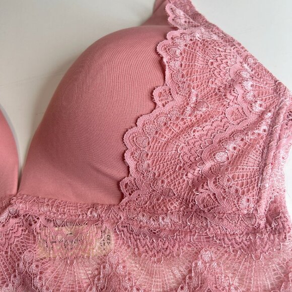 Jessica Simpson Pink Lace Back Bra Sz 40D NO Underwire Comfort Adjustable Lacy - Picture 5 of 5